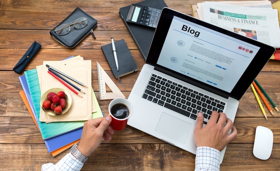 Ilustrasi blogger
Gambar: Hubspot