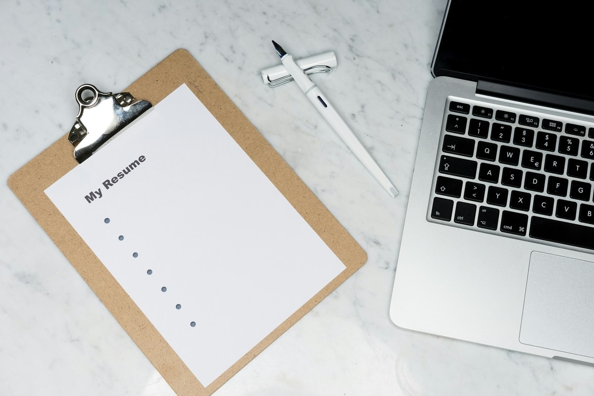 Membuat resume digital
Gambar: Unsplash