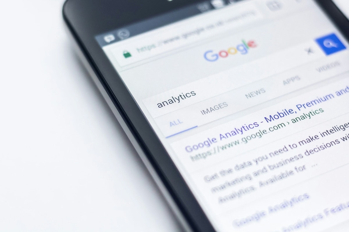 Ilustrasi Google SEO 
Foto oleh Edho Pratama di Unsplash