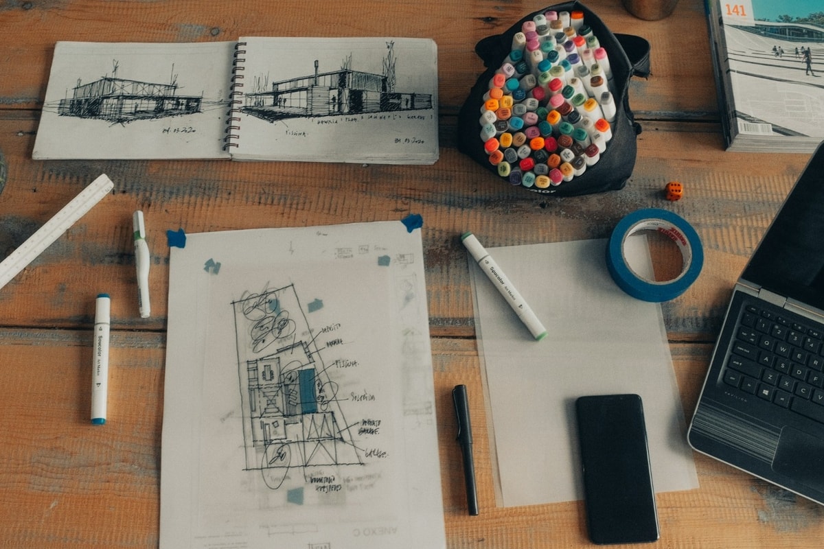 Ilustrasi kerja arsitek dalam membuat karya
Foto oleh Ryan Ancill di Unsplash Ilustrasi kerja arsitek dalam membuat karya
Foto oleh Ryan Ancill di Unsplash
