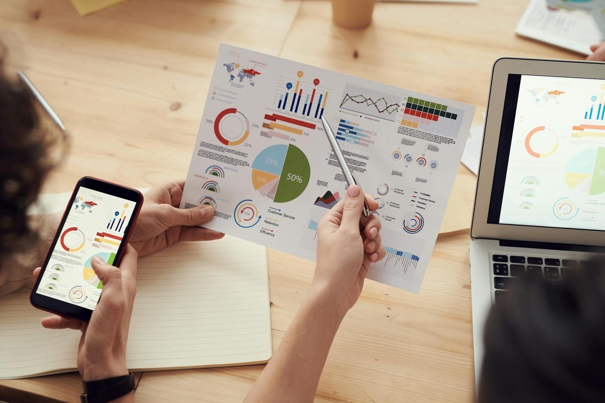 Ilustrasi data digital marketing
Foto Oleh Fauxels di Pexels